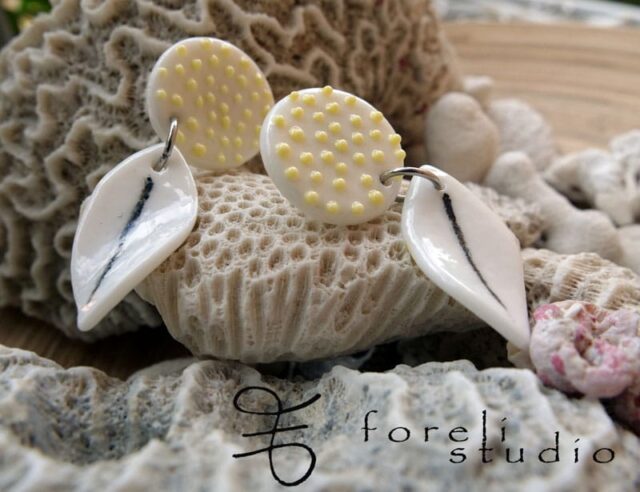 Porcelain earrings with embossed decoration